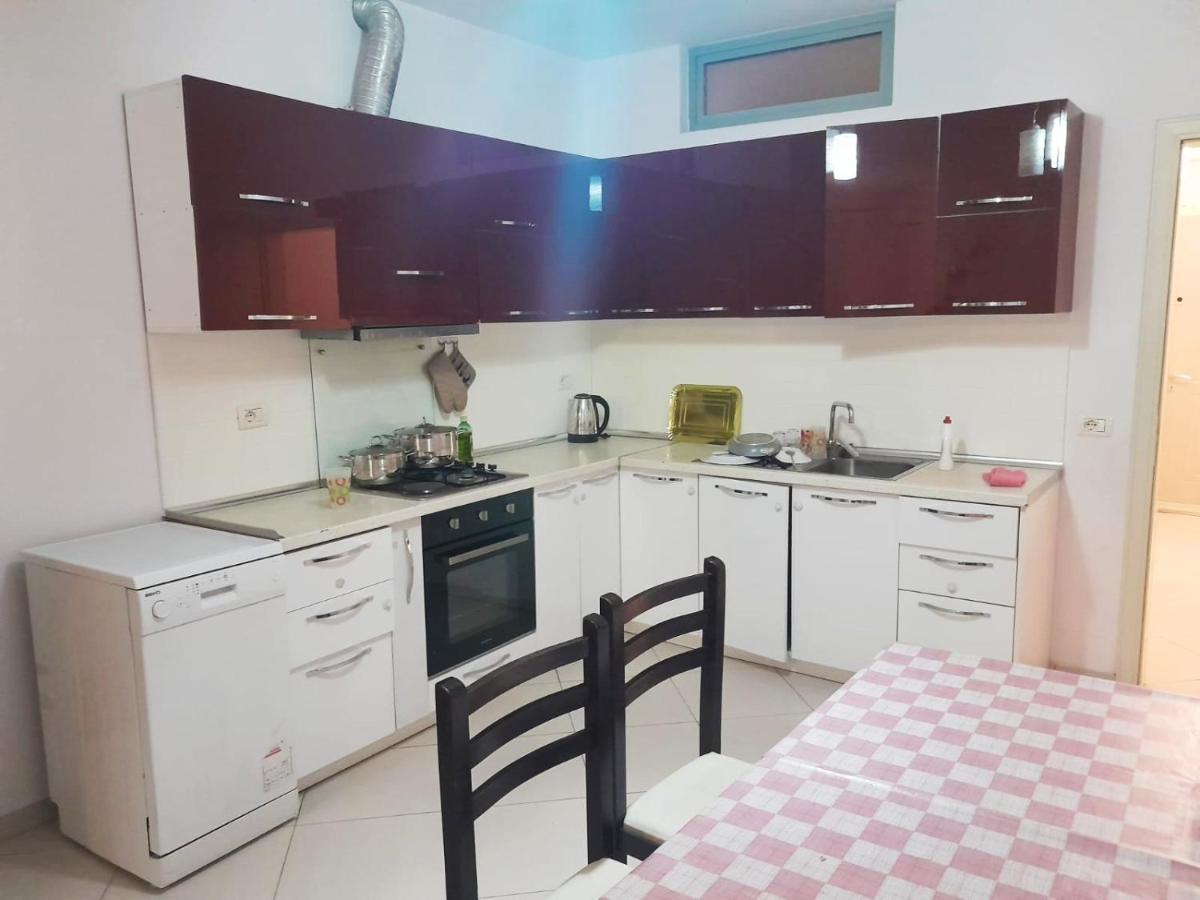 Alpha City Center Apartment Shkoder Luaran gambar
